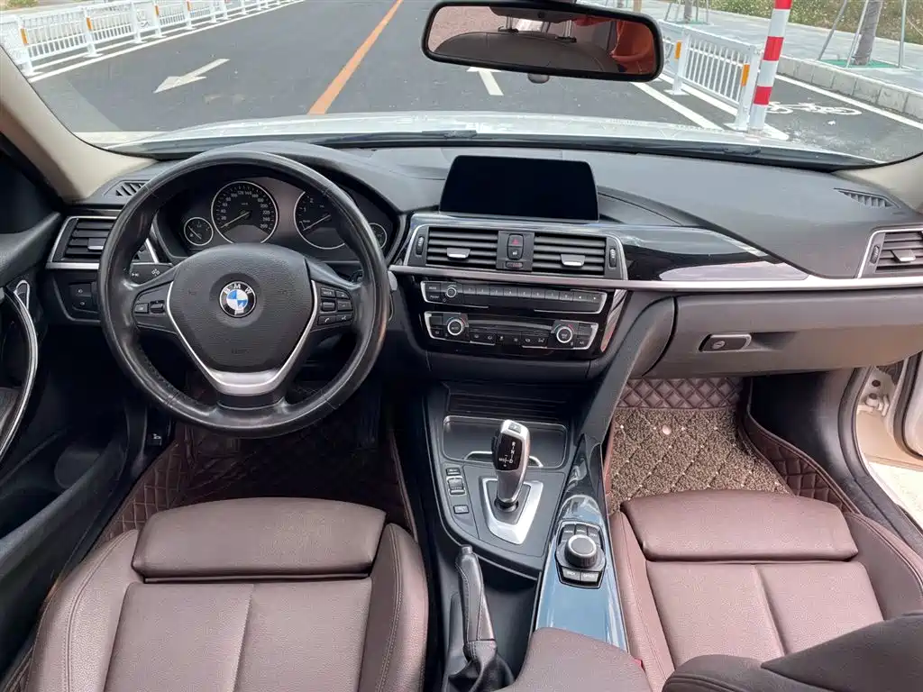 BMW 3 Series 2018 320Li Fashion Style фото 7