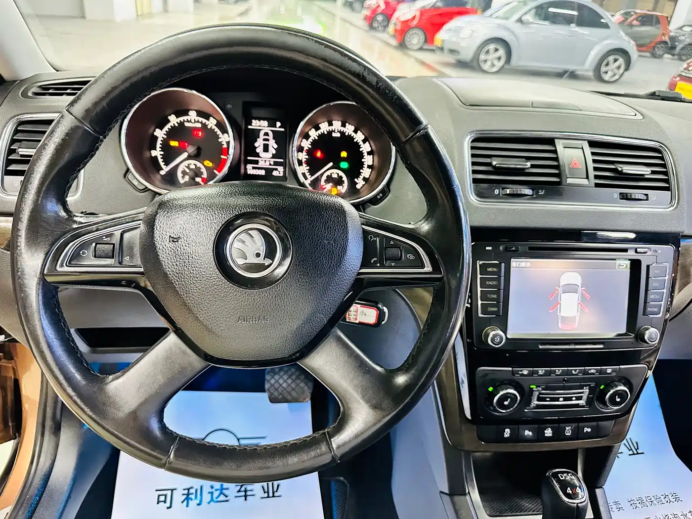 Škoda Yeti 2014 1.8TSI DSG Off-Road Edition фото 38