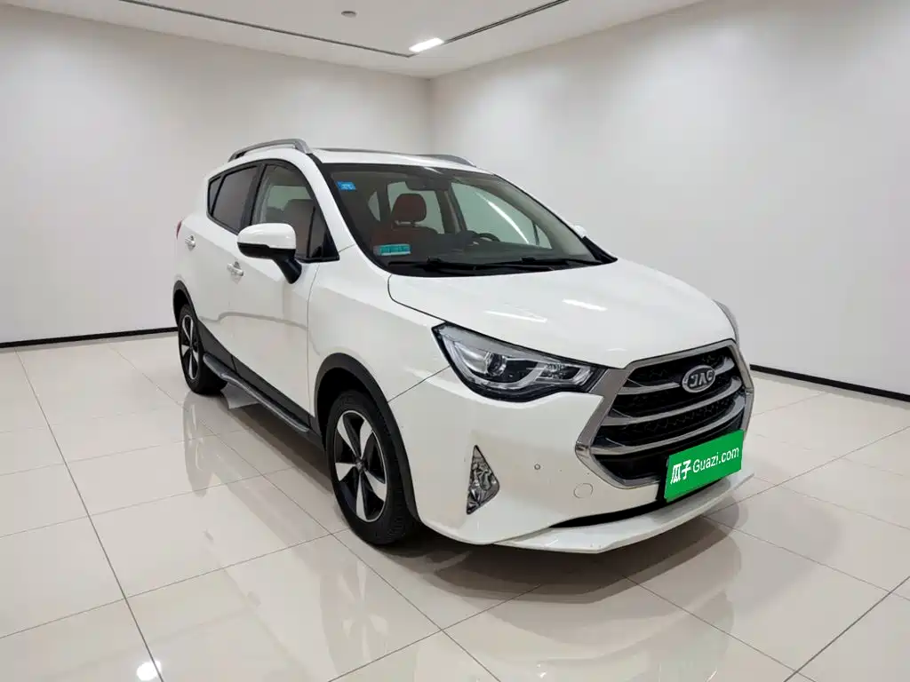 JAC Motors Refine S3 2017 2017 1.6L CVT Luxury Smart
