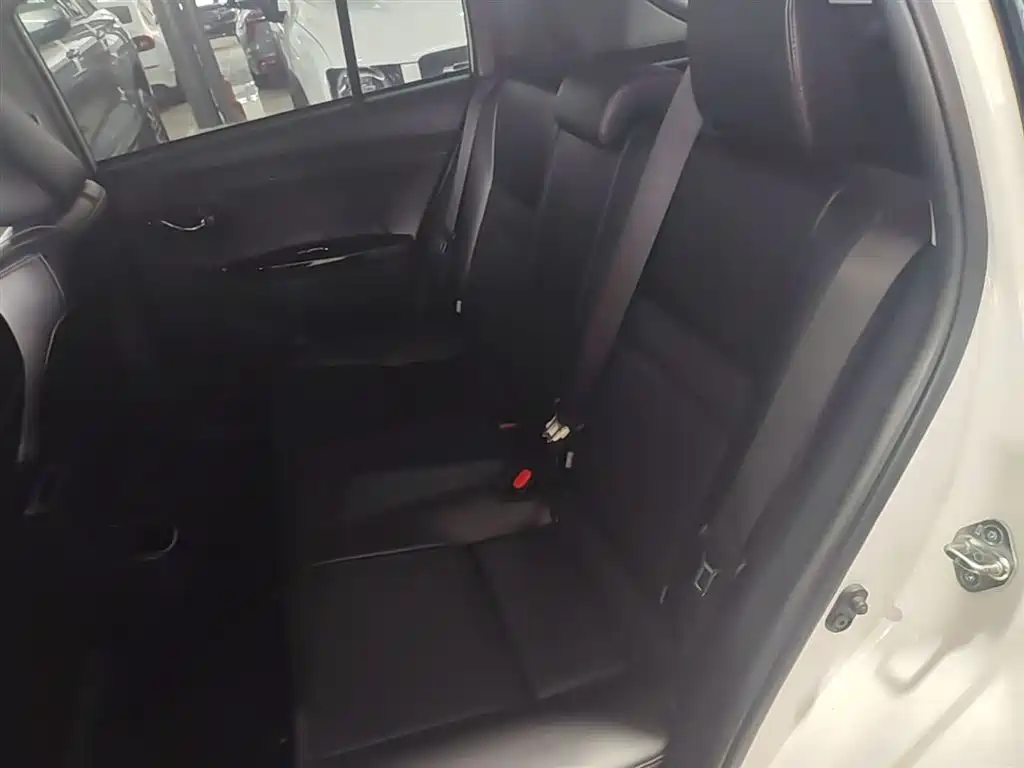 Toyota YARiS L Zhi Xuan 2022 Zhi Xuan X 1.5L CVT Luxury PLUS Edition фото 17