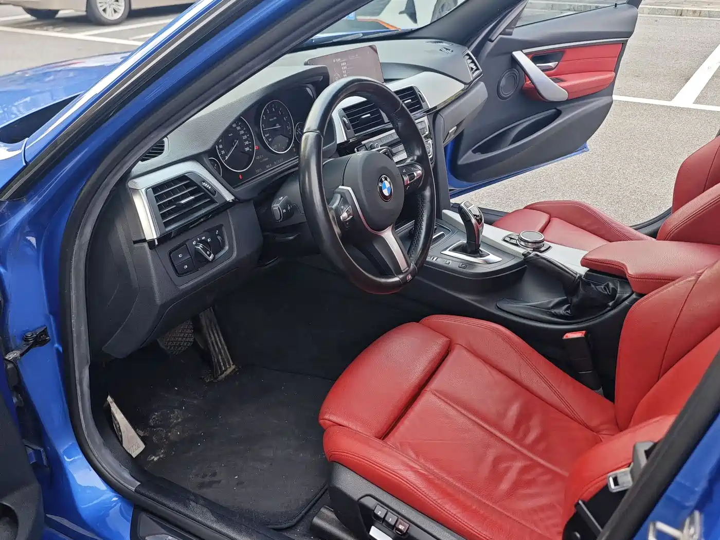 BMW 3 Series 2016 328i M Sport фото 10