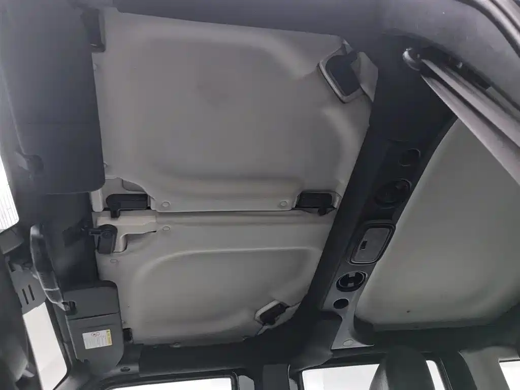 BAIC ORV Beijing Offroad BJ40 2018 PLUS 2.3T Automatic AWD Flagship China V фото 14