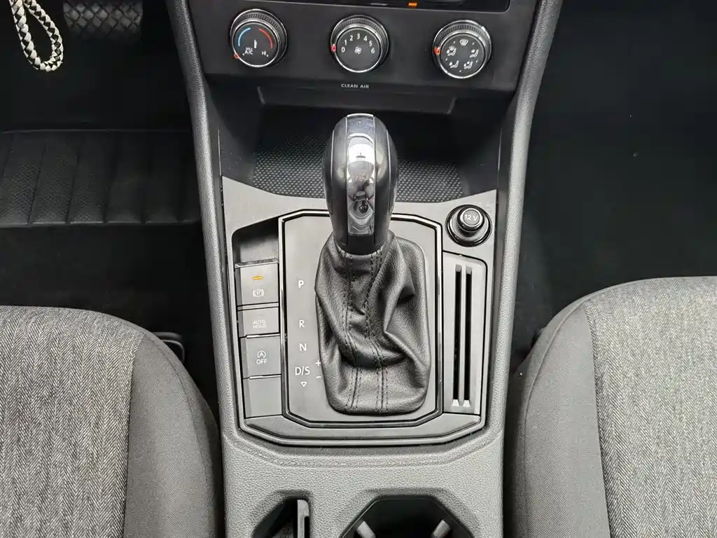 Volkswagen Lavida 2021 1.5L Automatic Trend Edition фото 13