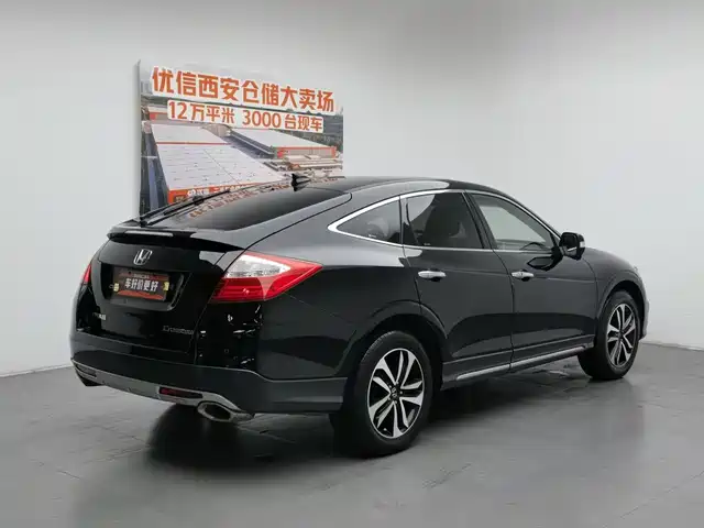 Honda Crosstour 2016 2.4L Luxury Edition — фото 2