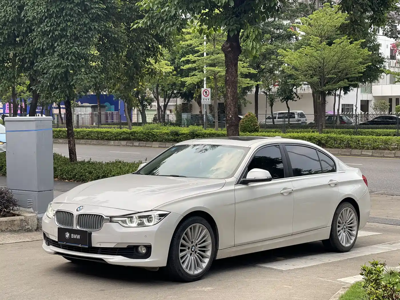 BMW 3 Series 2018 320Li Fashion Style