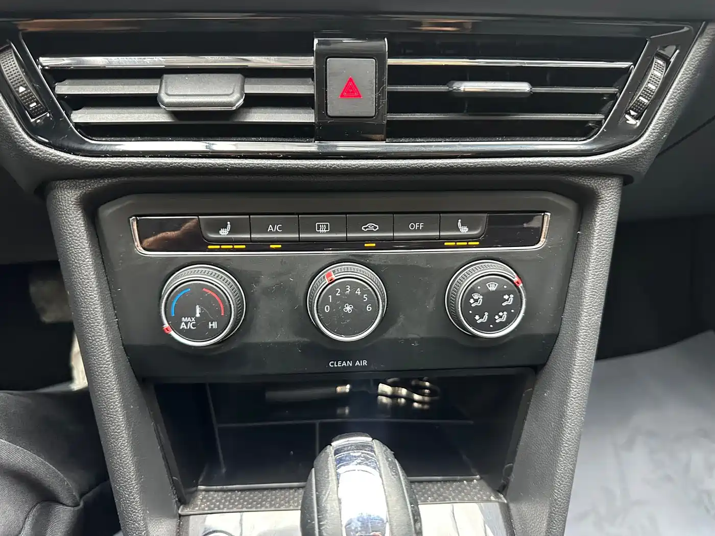 Volkswagen Tharu 2021 Model 280TSI 2WD Comfort Edition фото 18