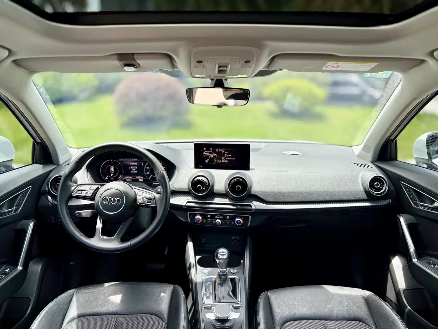 Фото 6 - Audi Q2L e-tron
