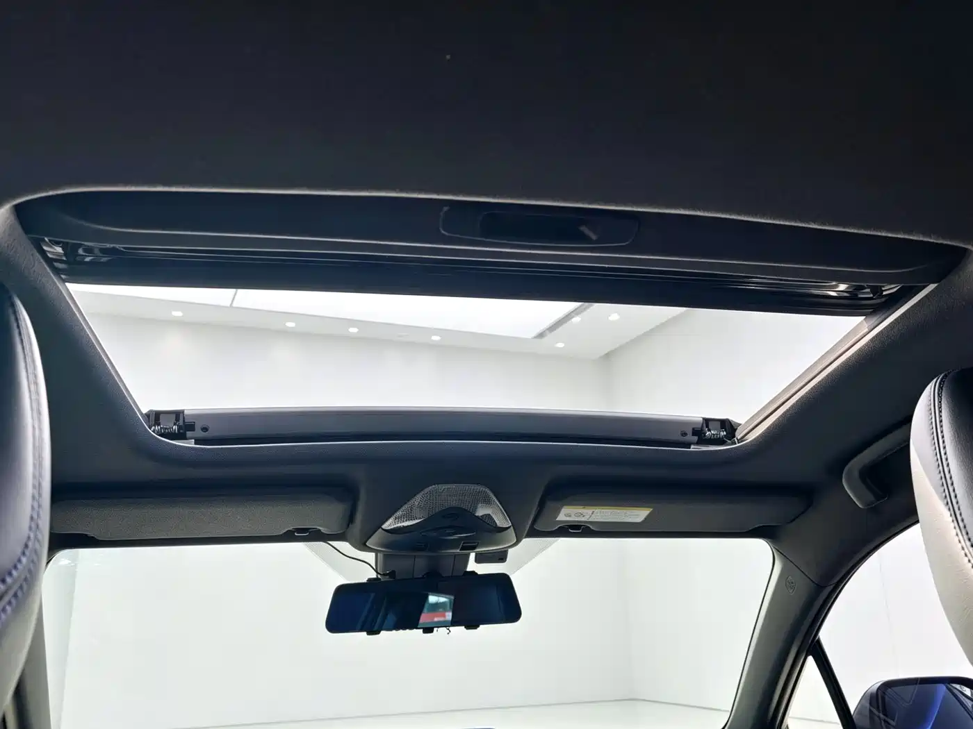 Toyota C-HR 2021 2.0L Comfort Edition фото 14