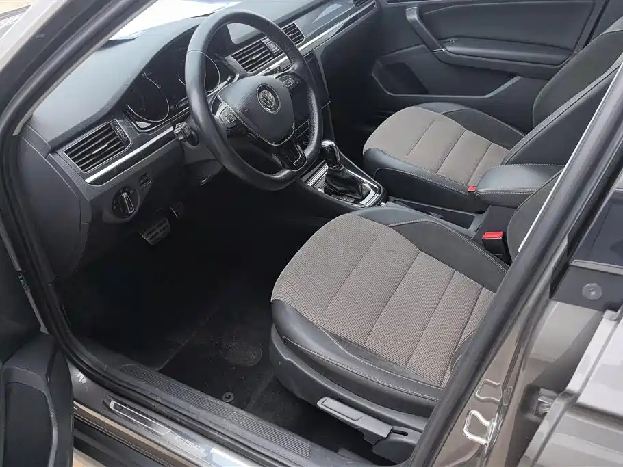 Volkswagen C-TREK 2018 1.5L Automatic Comfort фото 9