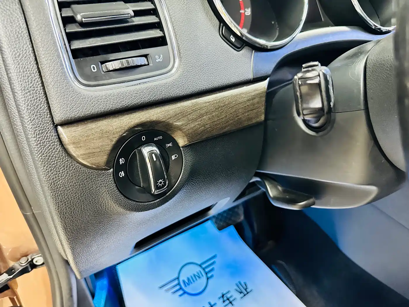 Škoda Yeti 2014 1.8TSI DSG Off-Road Edition фото 18