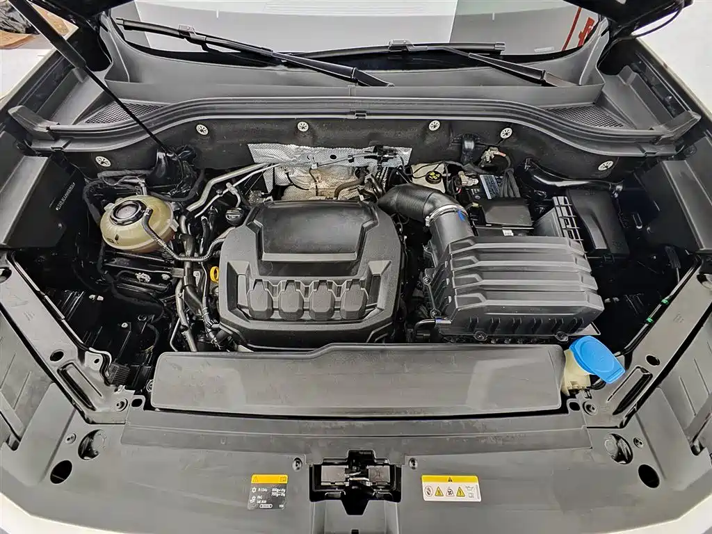 Volkswagen Teramont 2023 380TSI AWD Premium Luxury Edition фото 6
