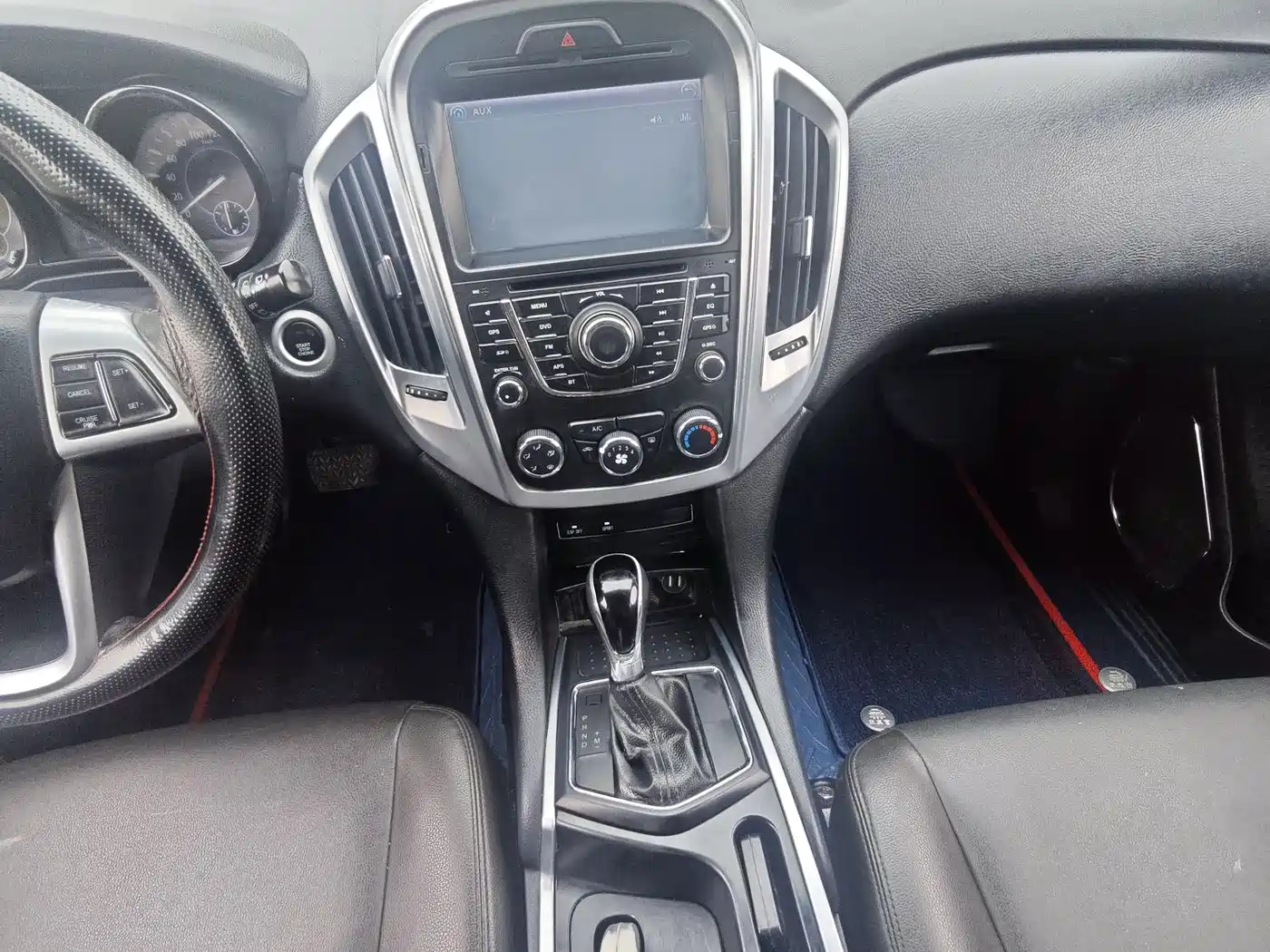 Jiangling Yusheng S350 2015 2013 2.4T Automatic 2WD Diesel Premium Luxury 5-seater
