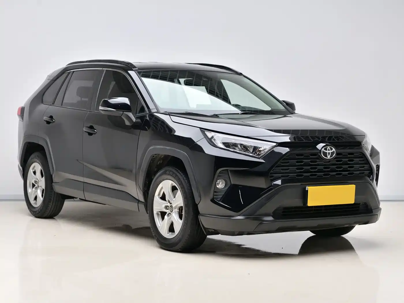 Toyota RAV4 Rongfang 2021 2.0L CVT 2WD Urban фото 3