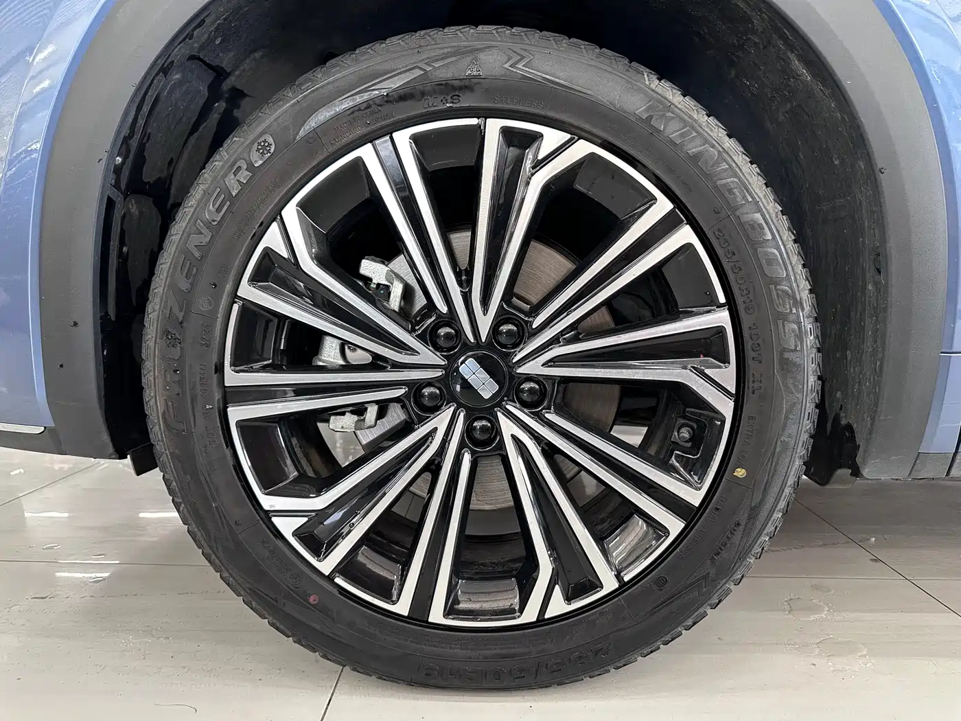 Geely Galaxy Galaxy Starship 7 EM-i 2025 120km Navigation Edition фото 11