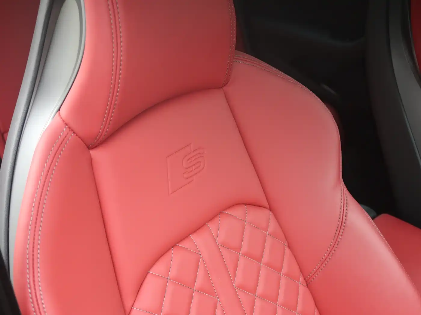Audi S4 2024 S4 Avant 3.0TFSI фото 18