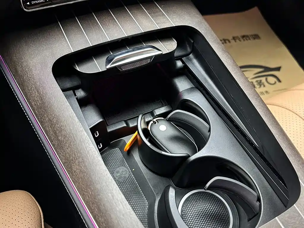 Mercedes-Benz E-Class 2025 E 300 L Luxury фото 18