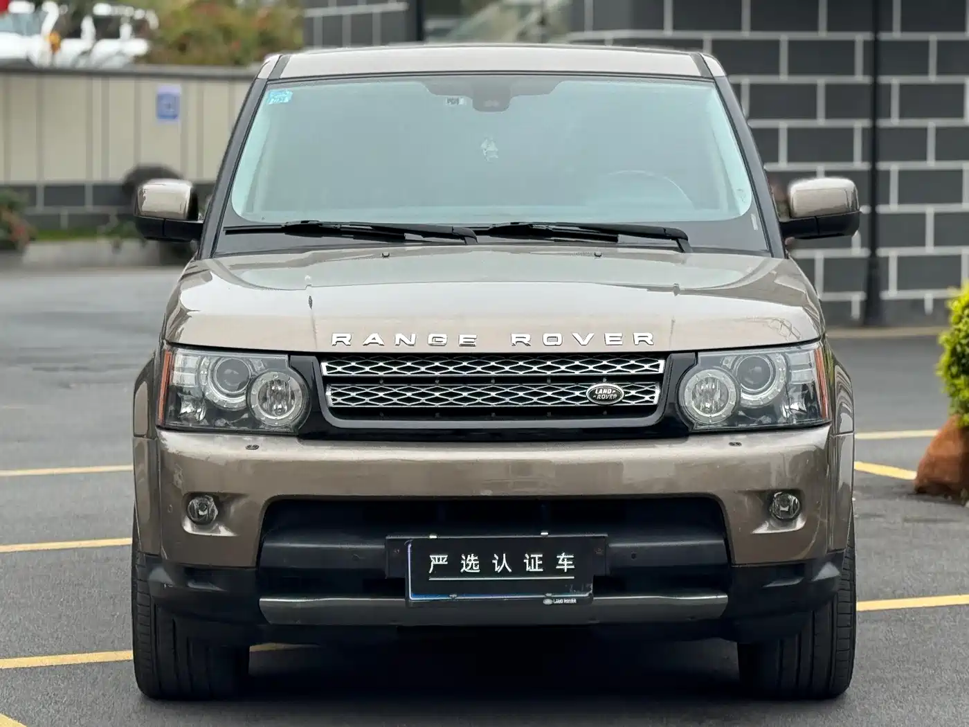 Land Rover Range Rover Sport 2011 5.0 SC V8 HSE фото 2