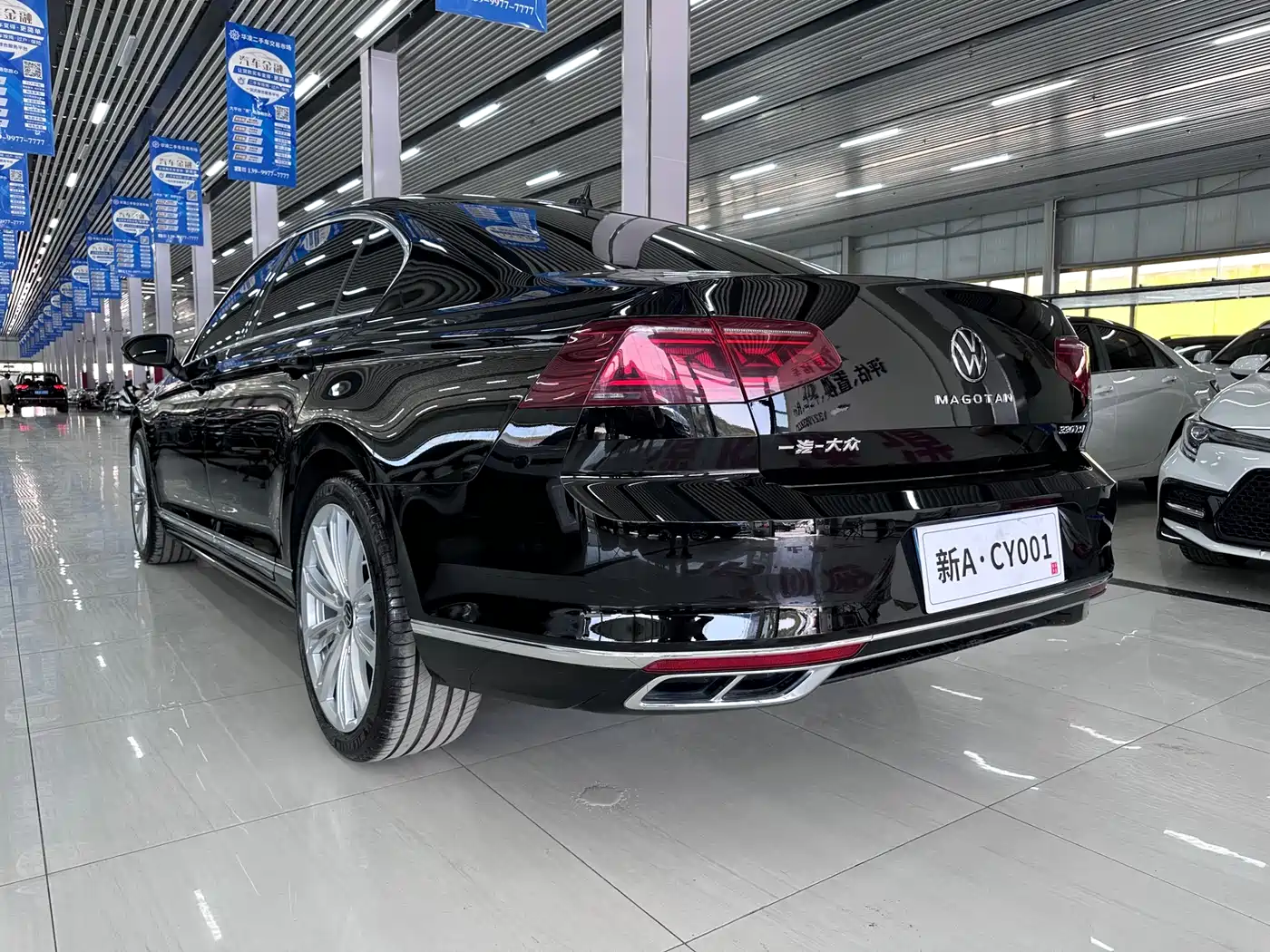 Volkswagen Magotan 2023 2 Million Units Anniversary Edition 330TSI DSG Leading Type фото 4