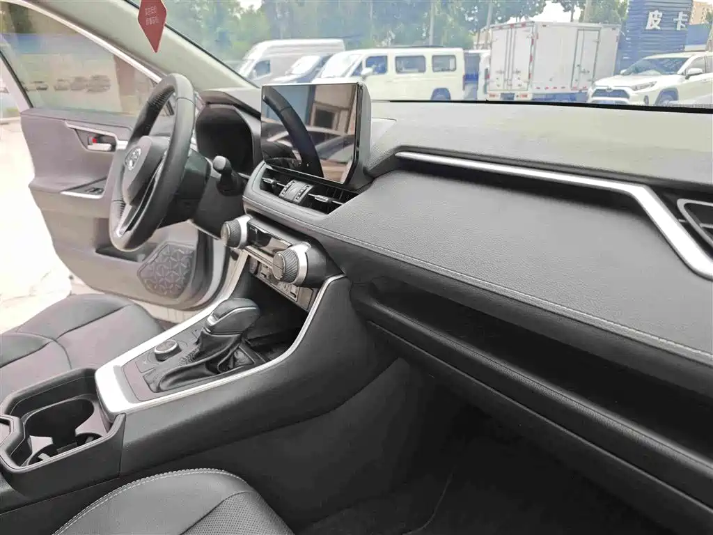 Toyota Wildlander 2023 2023 Hybrid 2.5L E-CVT AWD Premium Edition