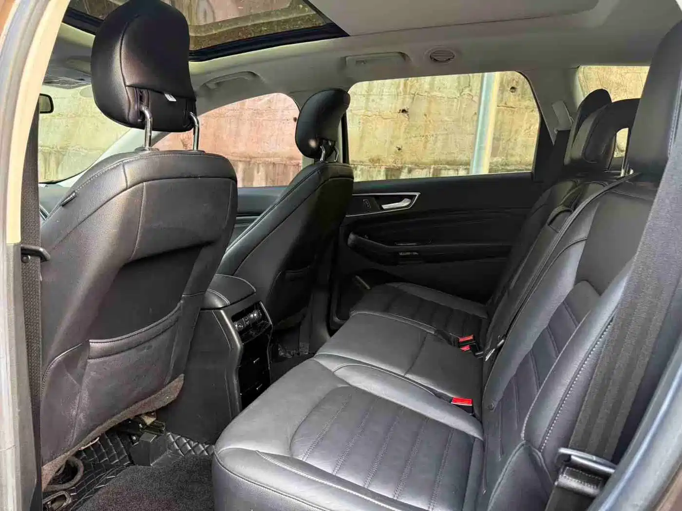 Ford Edge 2017 2016 EcoBoost 245 2WD Luxury 7-Seater