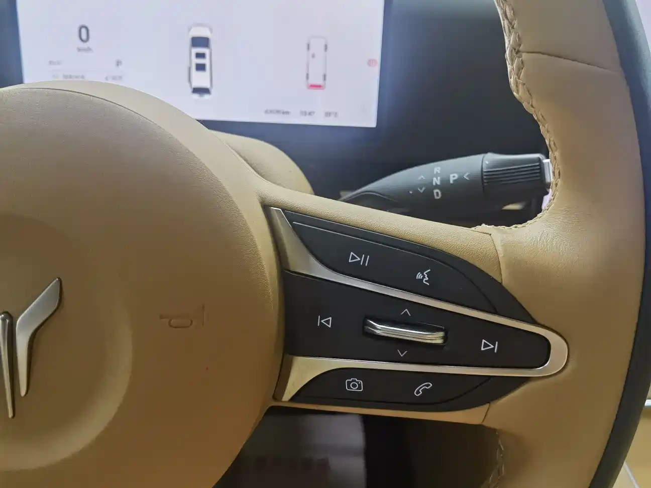 Voyah Auto Voyah Dreamer 2025 PHEV AWD Flagship Kunpeng Edition фото 12
