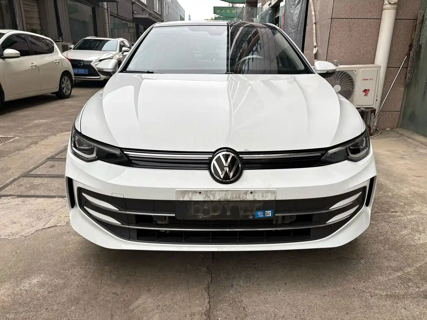 Volkswagen Golf 2025 2025 300TSI Pro