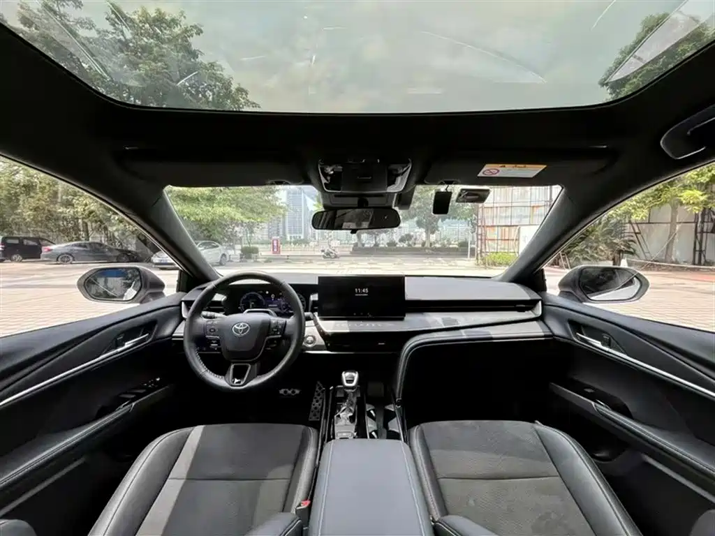 Toyota Camry 2024 2.0S Sport Edition фото 16