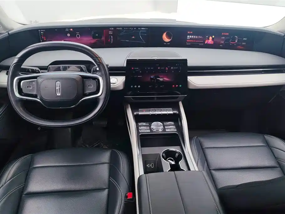 LINCOLN NAVIGATOR