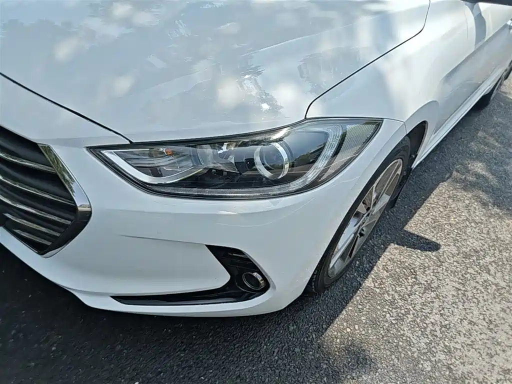 Hyundai Elantra 2016 Model 1.6L Automatic Smart Elite фото 24