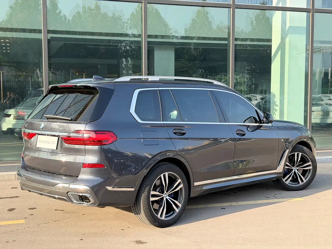 BMW X7 2020 xDrive40i Premium M Sport Package фото 31
