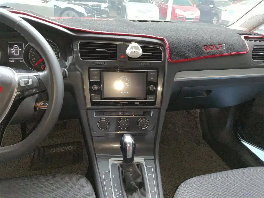 Volkswagen Golf 2018 1.6L Automatic Comfort фото 13