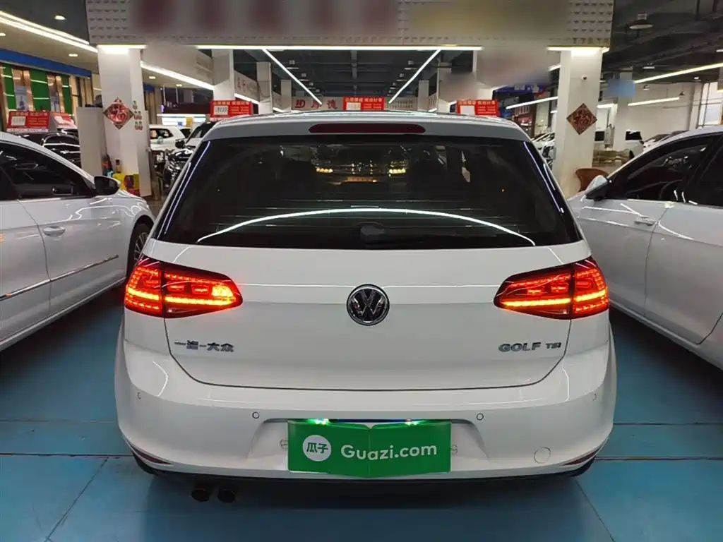 Volkswagen Golf 2016 230TSI Automatic Luxury фото 6