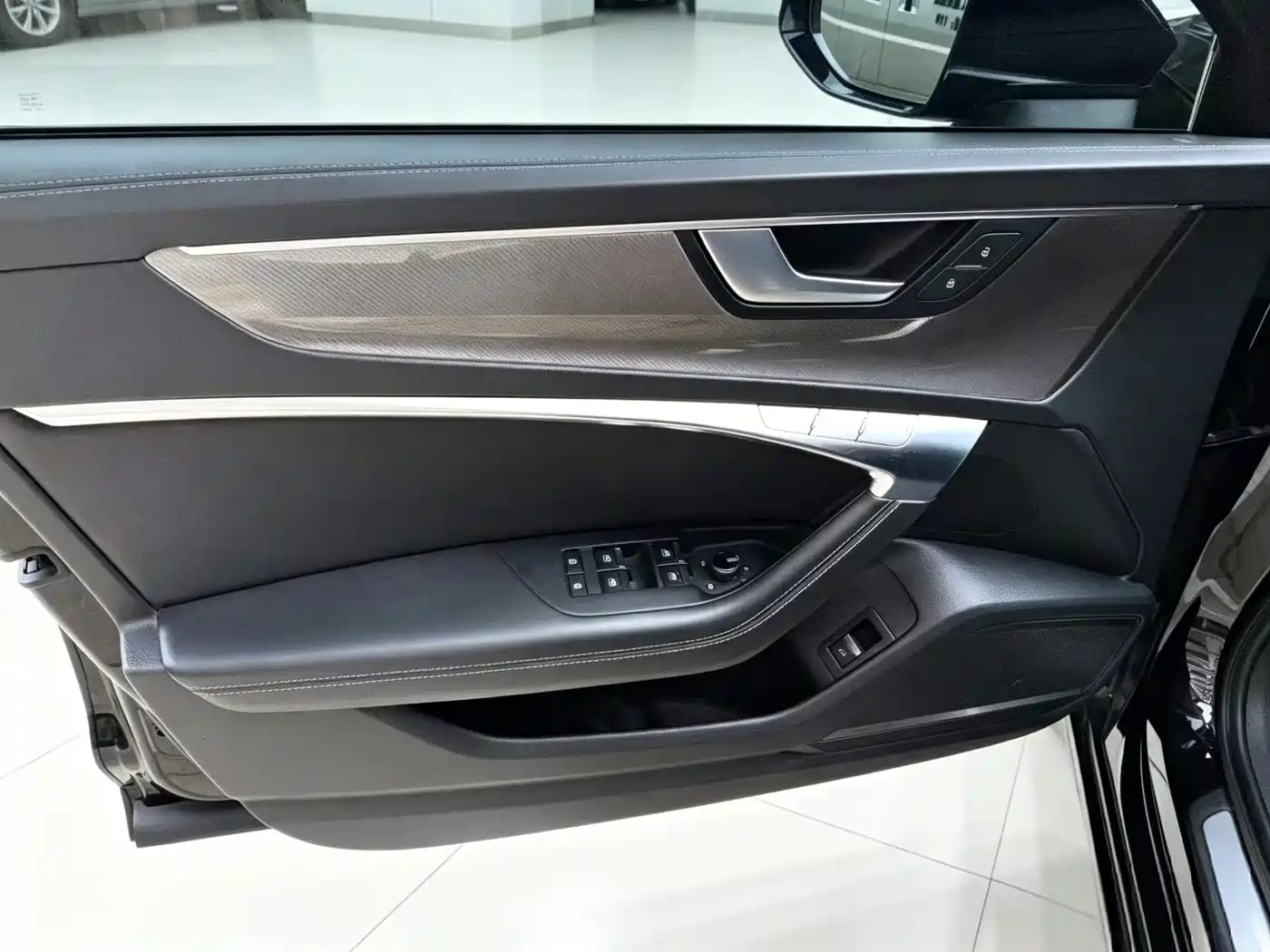 Audi A6L 2020 55 TFSI quattro Exclusive Dynamic фото 6