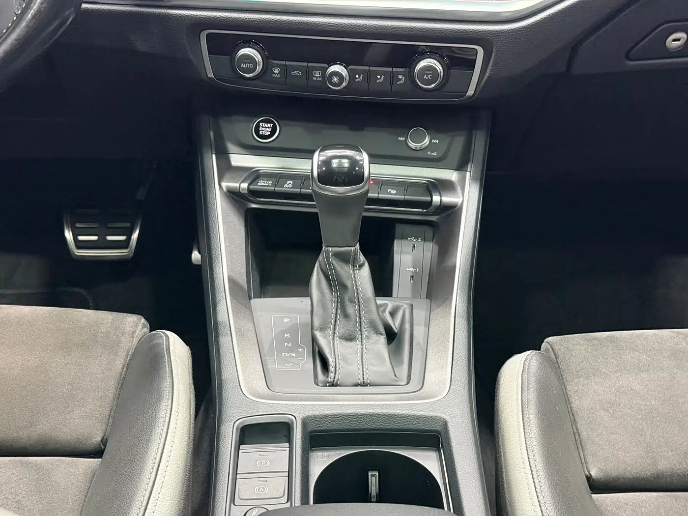 Audi Q3 2021 40 TFSI Fashion Sport фото 14