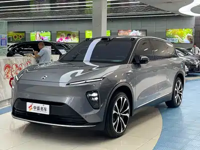 NIO ES8