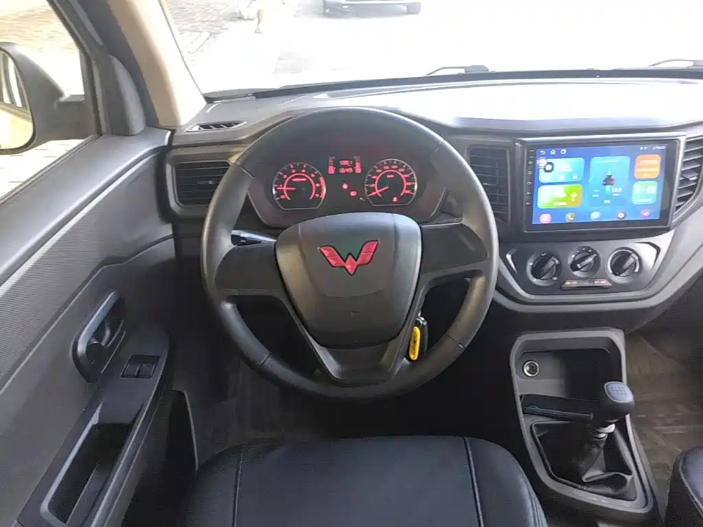 Photo 7 - Wuling Motors Wuling Hongguang V