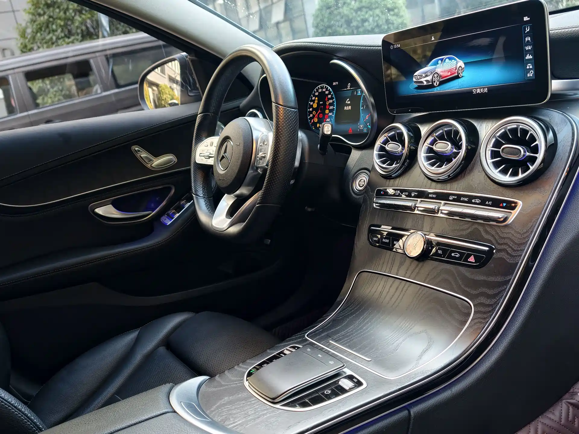 Фото 14 - Mercedes-Benz C-Class