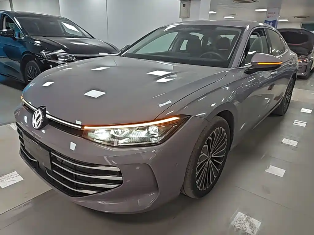 Volkswagen Passat 2025 Pro 380TSI Dragon Prestige Edition