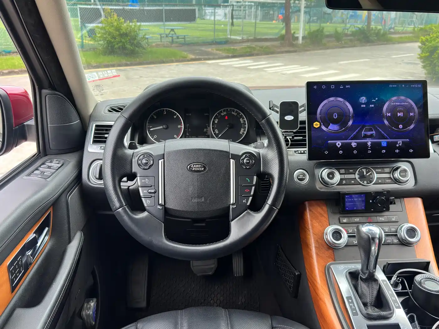 Land Rover Range Rover Sport 2011 3.0 TDV6 Diesel фото 13
