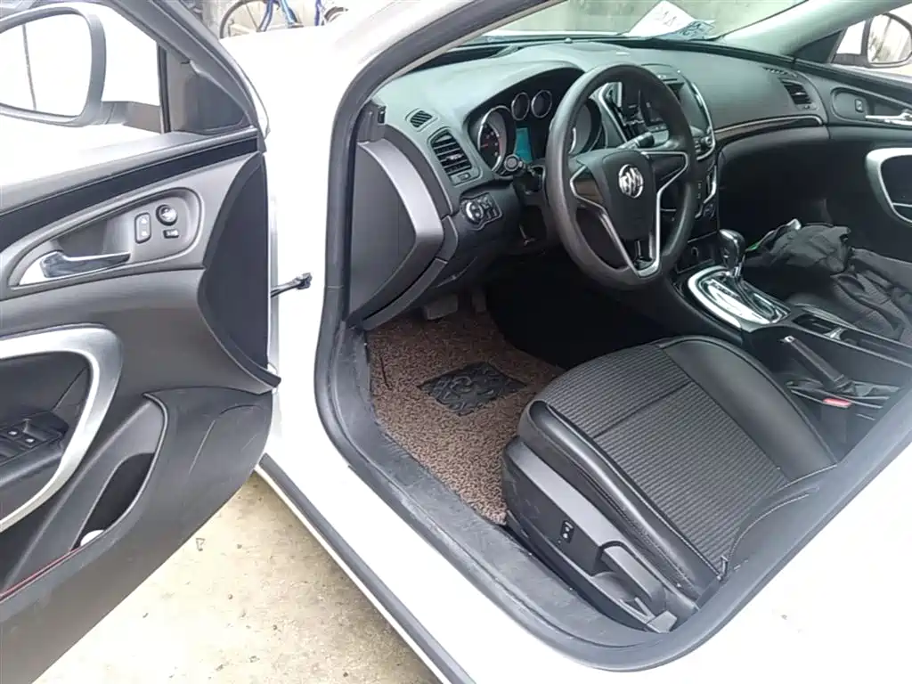 Buick Regal 2015 1.6T Leading Tech Edition фото 16