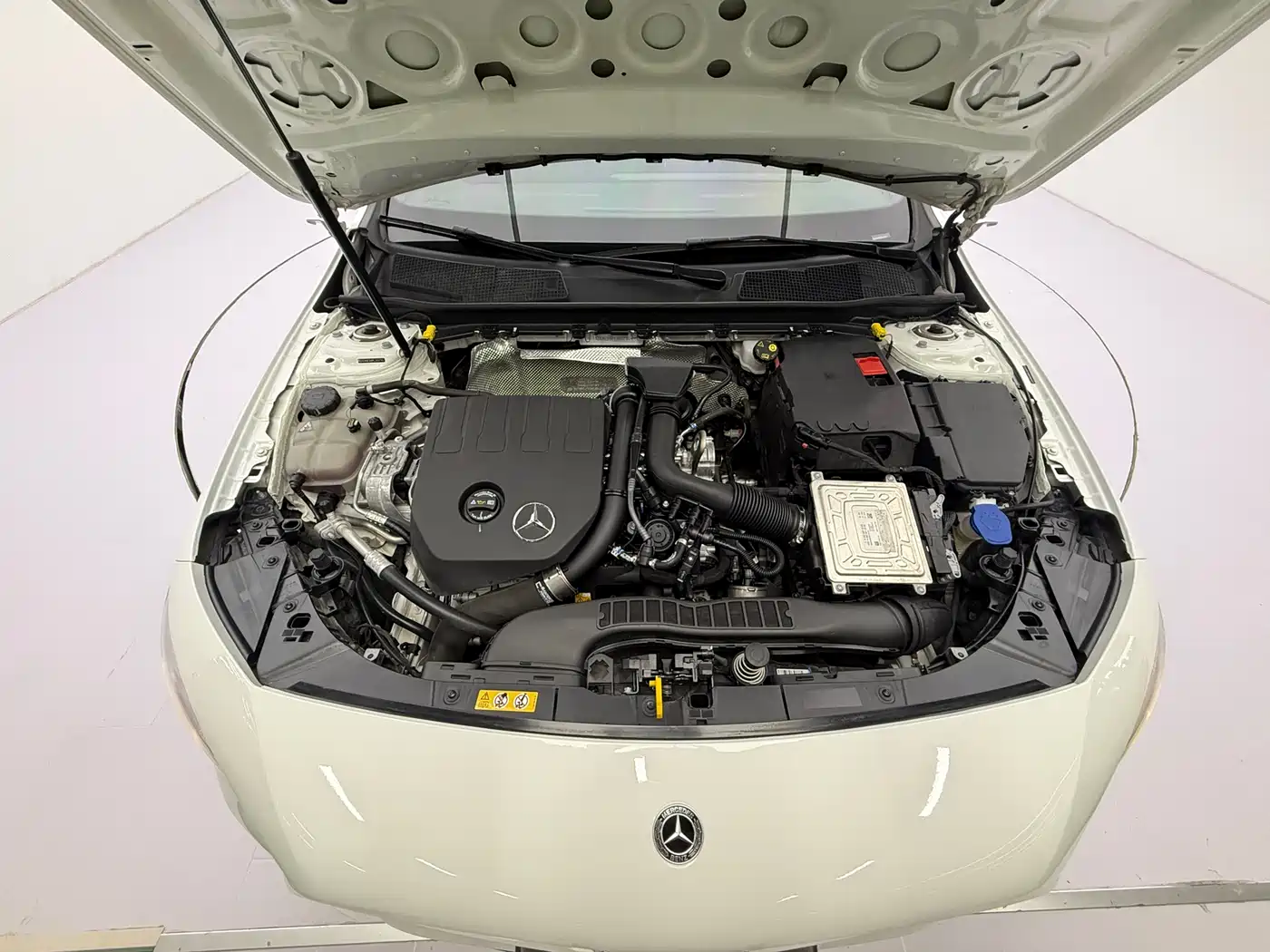 Mercedes-Benz A-Class 2022 A 180 L Sport Sedan фото 8