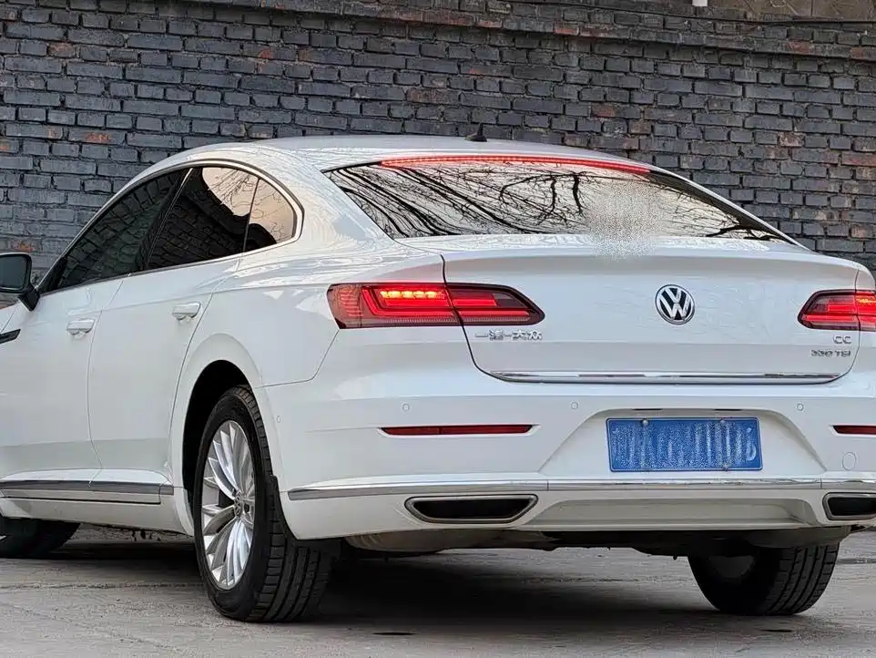 Volkswagen FAW-Volkswagen CC 2020 330TSI Glamour Version China VI фото 7