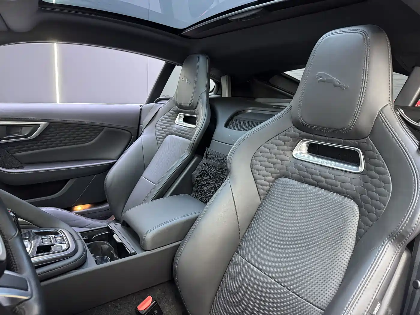 Jaguar F-TYPE 2021 P380 AWD V6 Track Legend Edition фото 6