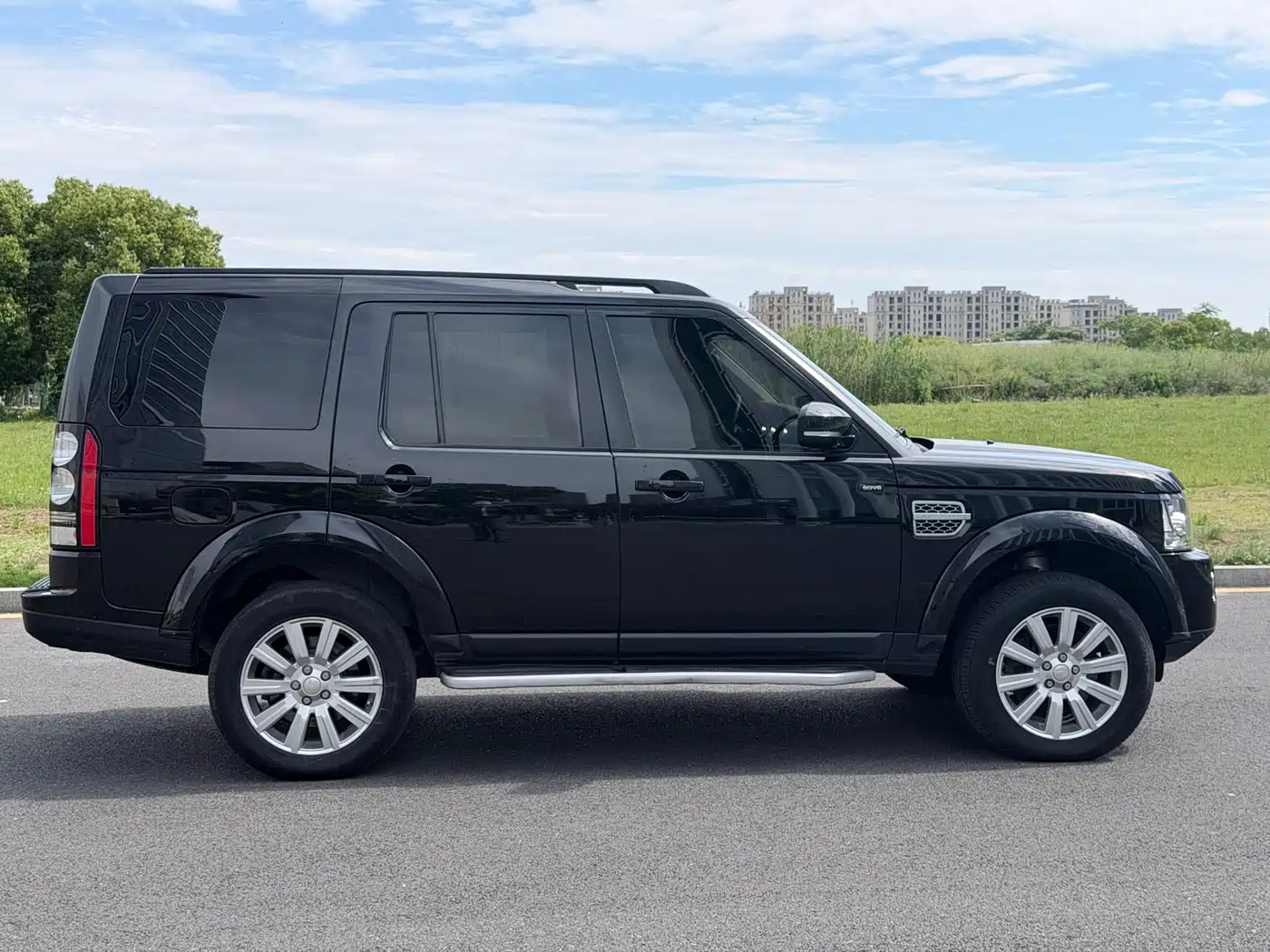 Land Rover Discovery 2015 3.0 SDV6 HSE Diesel фото 25