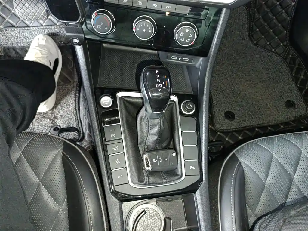 Volkswagen Sagitar 2023 280TSI DSG Beyond Lite фото 14