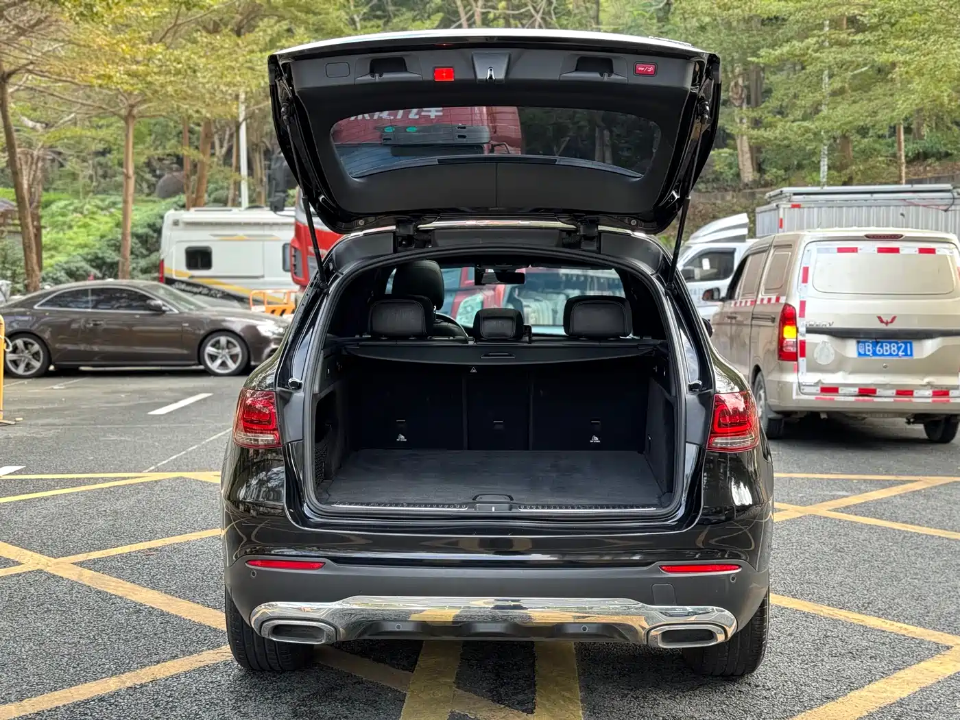 Mercedes-Benz GLC 2021 GLC 260 L 4MATIC Sporty фото 13
