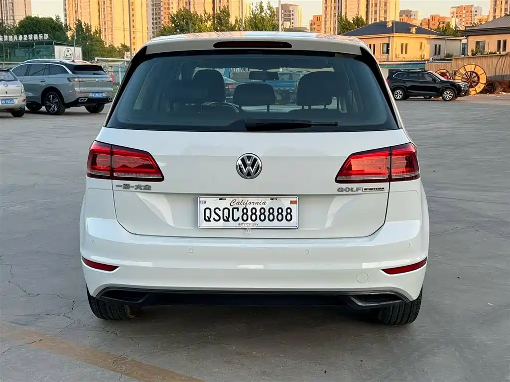 Volkswagen Golf Sportsvan 2019 1.6L Automatic Pure Edition China V фото 4