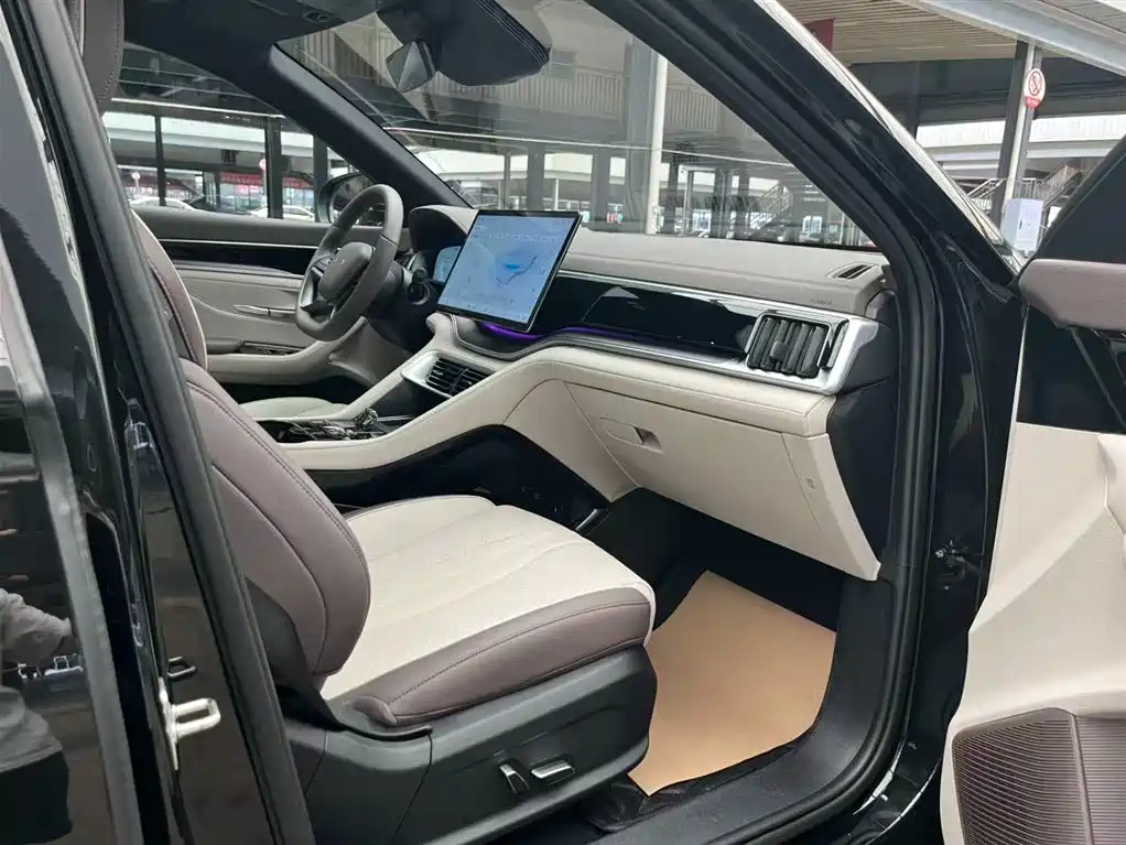 BYD Song PLUS PHEV 2025 DM-i Smart Driving Edition 112KM Honor фото 9