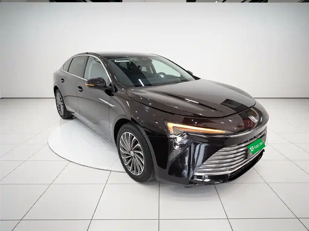 Buick LaCrosse 2024 28T Yuezun Edition фото 4
