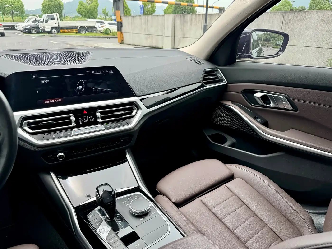BMW 3 Series 2021 320Li M Sport Package фото 7